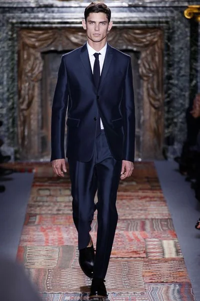 Look 50